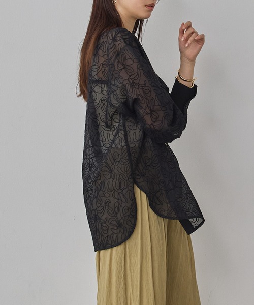 hunch(ハンチ)の「シアー刺繍シャツ(シャツ/ブラウス・レディース・ブラック/アイボリー・FREE)」の20枚目の写真