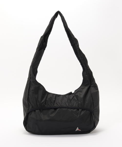 ROA(ロア)の「ROA / ロア LAKI PACKABLE KNOT BAG(ショルダーバッグ・メンズ・ブラック・FREE)」の2枚目の写真