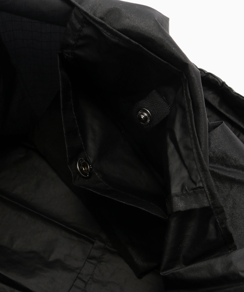 ROA(ロア)の「ROA / ロア LAKI PACKABLE KNOT BAG(ショルダーバッグ・メンズ・ブラック・FREE)」の7枚目の写真