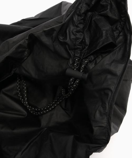 ROA(ロア)の「ROA / ロア LAKI PACKABLE KNOT BAG(ショルダーバッグ・メンズ・ブラック・FREE)」の8枚目の写真