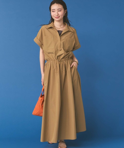 Gready Brilliant（グレディブリリアン）の「コットン混ドロストシャツワンピ（ワンピース・レディース・キャメル/ネイビー・36/38）」の19枚目の写真