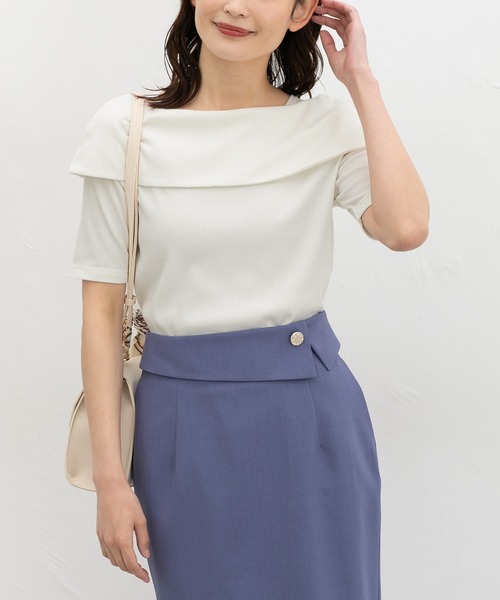 Honeys(ハニーズ)の「【ハニさら・接触冷感・UVカット】オフショル風トップス(Tシャツ/カットソー・レディース・アイボリー/サックスブルー/ブラック/レッド・3L/L/LL/M/S)」の1枚目の写真
