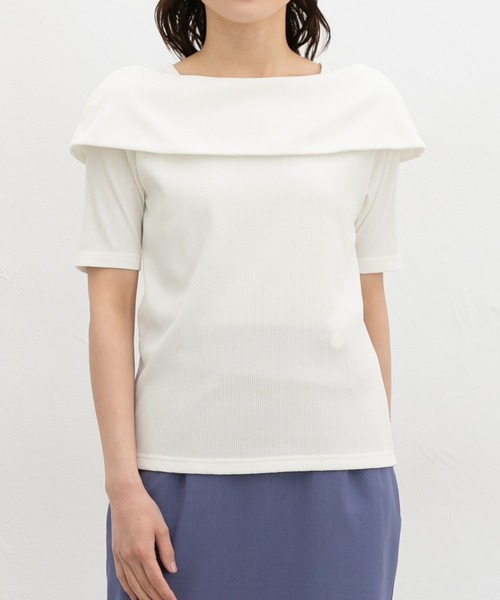 Honeys(ハニーズ)の「【ハニさら・接触冷感・UVカット】オフショル風トップス(Tシャツ/カットソー・レディース・アイボリー/サックスブルー/ブラック/レッド・3L/L/LL/M/S)」の15枚目の写真