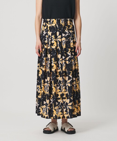 BEAUTY&YOUTH UNITED ARROWS(ビューティーアンドユースユナイテッドアローズ)の「【WEB限定】フラワープリント タックスカート ウォッシャブル(スカート・レディース・ネイビー/ケリーグリーン/オレンジ・M/S)」の13枚目の写真