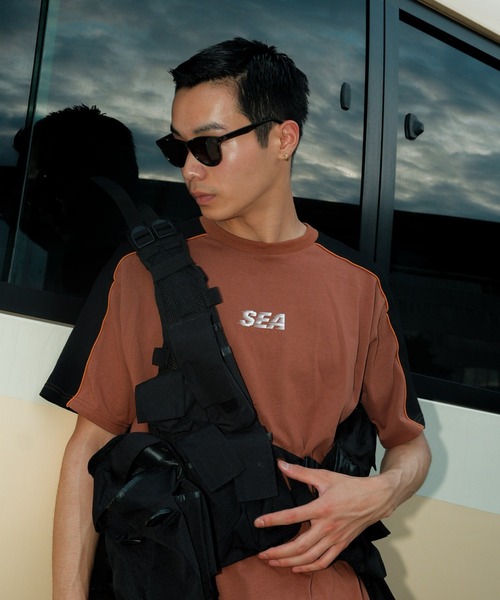 WIND AND SEA（ウィンダンシー）の「SEA Logo Piping Tee（Tシャツ/カットソー・メンズ・グリーン/ホワイト/ブラック/ブラウン・LARGE/MEDIUM/X-LARGE）」の3枚目の写真