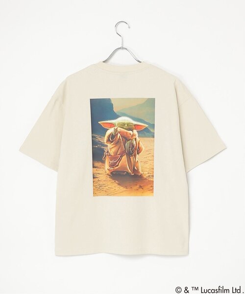 VENCEEXCHANGE（ヴァンスエクスチェンジ）の「STAR WARS スターウォーズ／マンダロリアン・アンド・グローグーバックプリントTシャツ（Tシャツ/カットソー・メンズ・ブラック/アイボリー・M/L）」の3枚目の写真