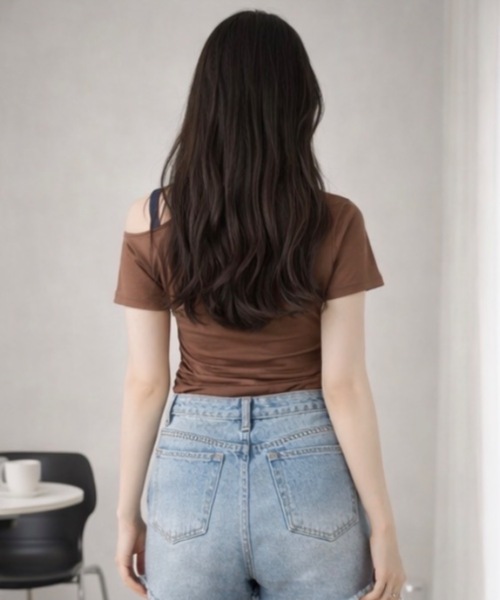 Teem Store(チームストア)の「【カップ付き】英文字サイドギャザーワンショルタイトTシャツ(Tシャツ/カットソー・レディース・ネイビー/ブラウン/ホワイト/ブラック・F)」の10枚目の写真