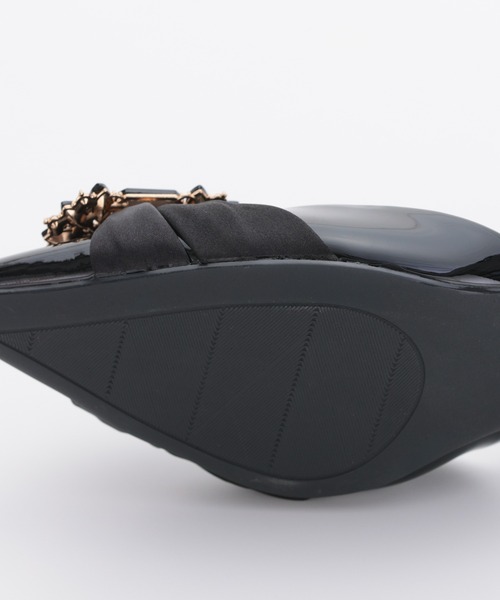 haremode（ハレモード）の「ビジューバックルパンプス（パンプス・レディース・ブラック/ベージュ/シルバー・22.5cm/23cm/23.5cm/24cm/24.5cm）」の11枚目の写真