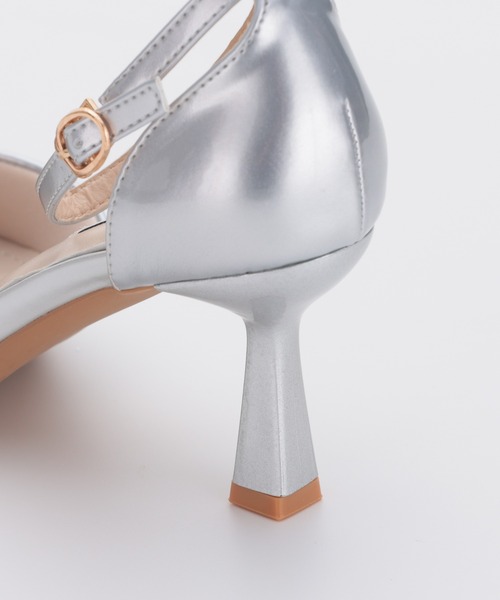 haremode（ハレモード）の「ビジューバックルパンプス（パンプス・レディース・ブラック/ベージュ/シルバー・22.5cm/23cm/23.5cm/24cm/24.5cm）」の5枚目の写真