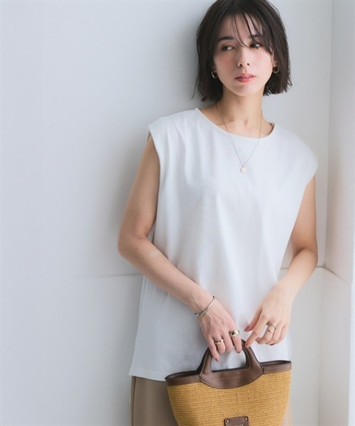 nissen（ニッセン）の「綿１００％バスクノースリーブプルオーバー(UVカット)＜大きいサイズ有＞（Tシャツ/カットソー・レディース・ブルー/ベージュ/ブラック/オフホワイト/グリーン/ダークグレー・S/M/LL/L/3L）」の13枚目の写真