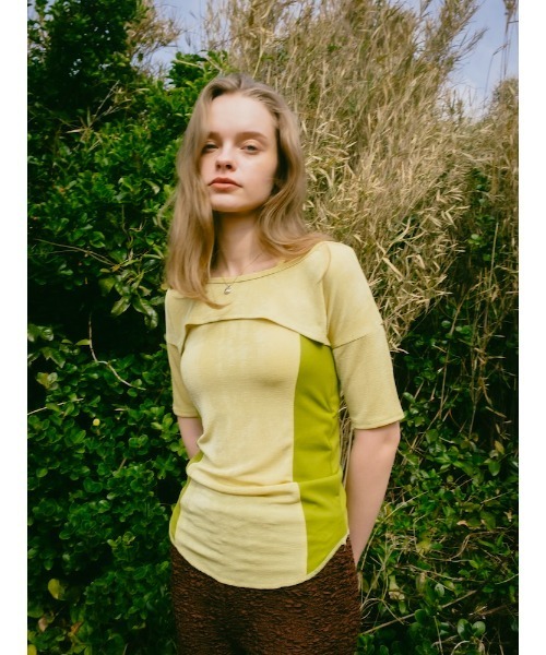 ELLA CANTARIA(エヤカンタリア)の「Bi-color Paneled Layered Top|バイカラーパネル切り替えレイヤードデザイントップス(Tシャツ/カットソー・レディース・イエロー/ブラウン系その他/グレー系その他・FREE)」の22枚目の写真
