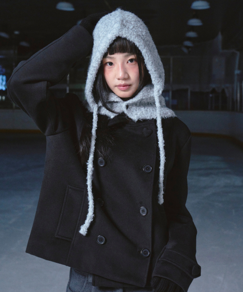 ROGIN N ROSIE(ロギンエンロージー)の「Heart Point Double Button Half Coat Black(チェスターコート・レディース・その他・FREE)」の2枚目の写真