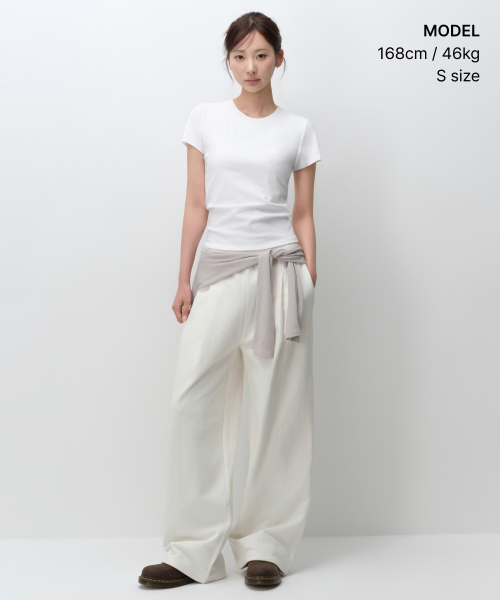 MUSINSA STANDARD WOMAN（ムシンサスタンダードウーマン）の「ウィメンズスリムクルーネックブラTシャツ[ホワイト]（Tシャツ/カットソー・レディース・その他・MEDIUM/X-SMALL/SMALL/LARGE）」の2枚目の写真