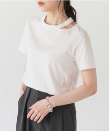 スリットネックTシャツ