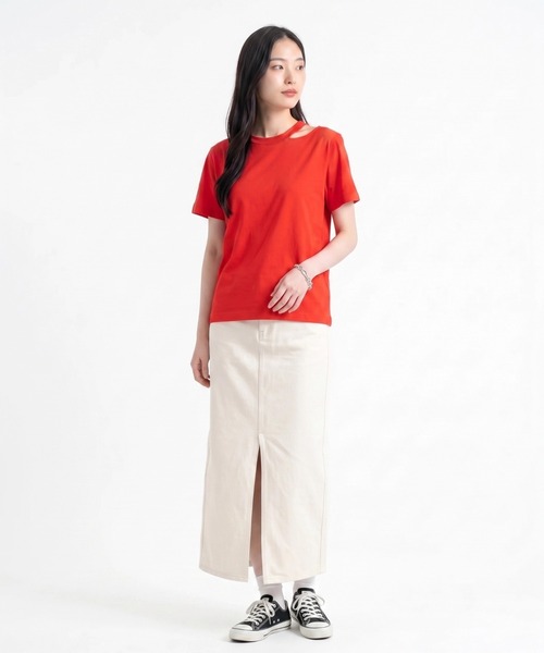 Nunc.（ヌンク）の「スリットネックTシャツ（Tシャツ/カットソー・レディース・カーキ/レッド/オフホワイト・FREE）」の22枚目の写真