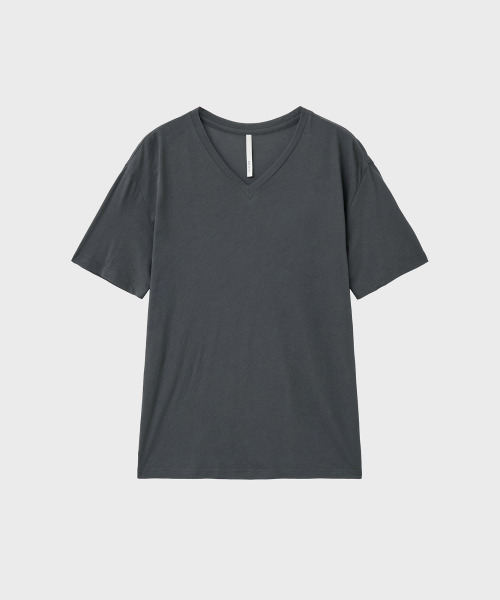 NOIRER(ノイア)の「コットンVネックベーシックTシャツ(ダークグレー)(Tシャツ/カットソー・メンズ・その他・52/50/48)」の2枚目の写真