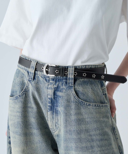 VELNUS(ベルナス)の「【VELNUS】Star Eyelet Metal Buckle Belt/スターアイレット メタルバックルベルト(ベルト・メンズ・ブラック・FREE)」の2枚目の写真