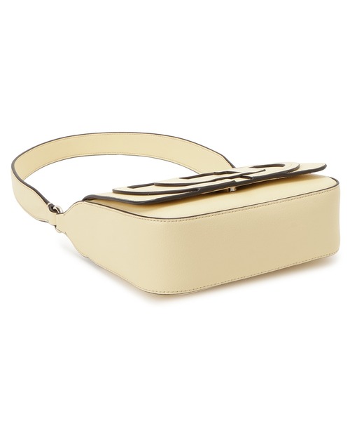 Guess（ゲス）の「RUBY Flap Shoulder Bag（ショルダーバッグ・レディース・ライトイエロー・ONE SIZE）」の11枚目の写真
