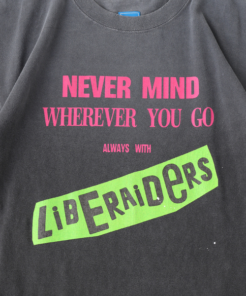 Liberaiders（リベレイダース）の「Liberaiders / リベレイダース FADED PUNK LOGO TEE（Tシャツ/カットソー・メンズ・ブラック・MEDIUM/SMALL）」の3枚目の写真