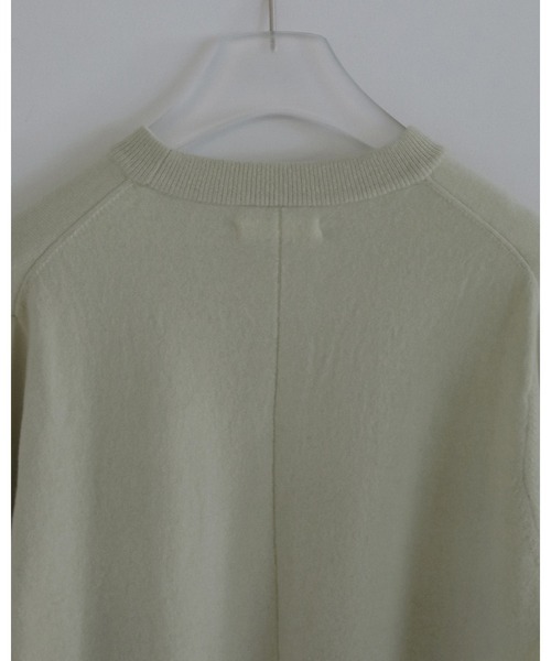 anuke(アンヌーク)の「Wool100% Crewneck Knit(ニット/セーター・レディース・ライトグリーン/チャコールグレー/ブラック・FREE)」の7枚目の写真