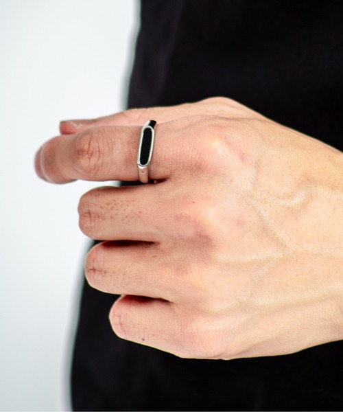 TOM WOOD(トムウッド)の「【TOMWOOD/トムウッド】Mario Ring Onyx オニキス シルバーリング 指輪 リング(リング・レディース・シルバー・62/58/56/60)」の4枚目の写真