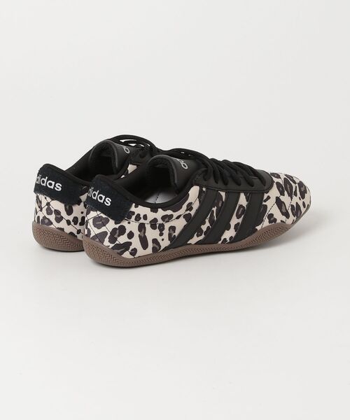 adidas(アディダス)の「グランドコート LO / GRAND COURT LO / アディダス adidas(スニーカー・レディース・ベージュ・27.0cm/26.5cm/22.0cm/23.5cm/23.0cm/22.5cm/26.0cm/25.5cm/25.0cm/24.5cm/24.0cm/28.0cm/27.5cm)」の9枚目の写真