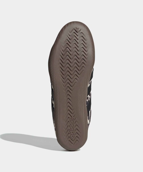 adidas(アディダス)の「グランドコート LO / GRAND COURT LO / アディダス adidas(スニーカー・レディース・ベージュ・27.0cm/26.5cm/22.0cm/23.5cm/23.0cm/22.5cm/26.0cm/25.5cm/25.0cm/24.5cm/24.0cm/28.0cm/27.5cm)」の3枚目の写真