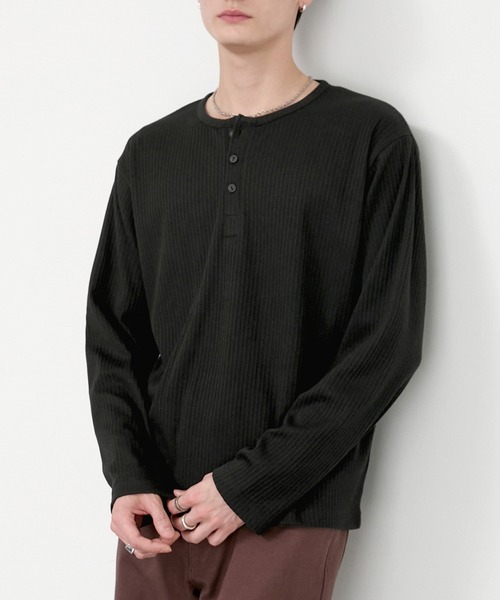 CIYOT（シヨウト）の「【CIYOT】テレコリブ コンパクトフィット ヘンリーネック長袖Tシャツ（Tシャツ/カットソー・メンズ・ブラック/チャコール/ダークブラウン/ホワイト/レッド・S/M/L）」の2枚目の写真