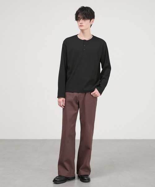 CIYOT（シヨウト）の「【CIYOT】テレコリブ コンパクトフィット ヘンリーネック長袖Tシャツ（Tシャツ/カットソー・メンズ・ブラック/チャコール/ダークブラウン/ホワイト/レッド・S/M/L）」の16枚目の写真