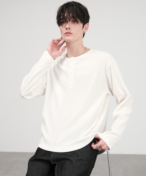 CIYOT（シヨウト）の「【CIYOT】テレコリブ コンパクトフィット ヘンリーネック長袖Tシャツ（Tシャツ/カットソー・メンズ・ブラック/チャコール/ダークブラウン/ホワイト/レッド・S/M/L）」の22枚目の写真