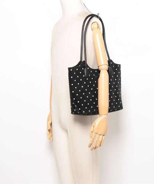 Ritzy(リッツィー)の「3 色展開 ドット柄トートバッグ(飾り物無し)(ショルダーバッグ・レディース・ベージュ/グレー/ブラック・FREE)」の13枚目の写真