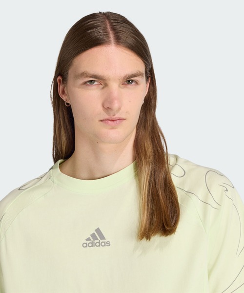 adidas(アディダス)の「Adilenium シーズン4 チームガイスト グラフィック 半袖Tシャツ / アディダスオリジナルス adidas Originals(Tシャツ/カットソー・メンズ・グリーン・XX-LARGE/3XL/4XL/LARGE/MEDIUM/SMALL/X-LARGE/X-SMALL)」の4枚目の写真