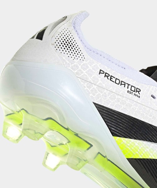 adidas(アディダス)の「プレデター ELITE HG/AG ジャパン / 土・人工芝用 / Predator Elite HG/AG Japan / アディダス adidas(スニーカー・メンズ・ホワイト・22.0cm/22.5cm/23.5cm/24.0cm/24.5cm/25.0cm/25.5cm/26.0cm/26.5cm/27.0cm/27.5cm/28.0cm/28.5cm/29.0cm)」の7枚目の写真