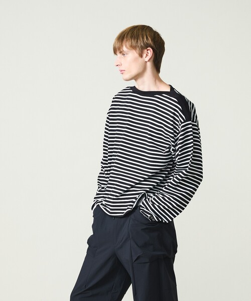 ABAHOUSE(アバハウス)の「ボートネック フレンチボーダー長袖Tシャツ / ユニセックス(Tシャツ/カットソー・メンズ・ブラック/ブルー・46/48)」の2枚目の写真
