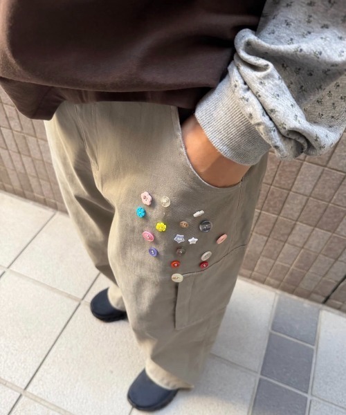 BROKEN BASE(ブロークンベース)の「Button Cargo Pants / ボタンカーゴパンツ(カーゴパンツ・メンズ・ライトグレー/ネイビー・LARGE/MEDIUM)」の7枚目の写真