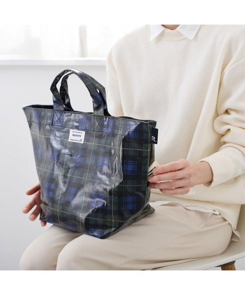 ROOTOTE(ルートート)の「ルートート / チェック柄 舟形トートバッグ ラミネート 撥水 雨の日 ランチバッグ EU.デリ.ラミネート-Z(トートバッグ・レディース・グリーン/ブラック・FREE)」の10枚目の写真