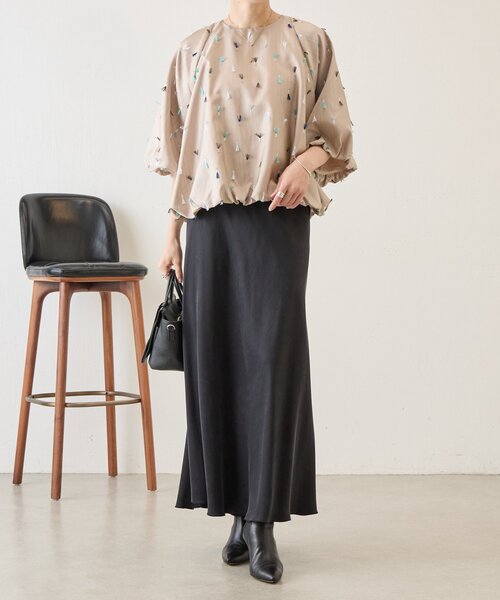 BEARDSLEY(ビアズリー)の「《ZOZO先行予約開始》フェザー刺繍バルーンブラウス(シャツ/ブラウス・レディース・ネイビー/ベージュ・FREE)」の10枚目の写真