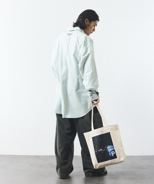 NAUTICA(ノーティカ)の「NAUTICA/ノーティカ スーパーワイド カーブシルエット ダブルニー ペインターパンツ(デニムパンツ・メンズ・ブラック/ネイビー・MEDIUM/LARGE/X-LARGE)」の9枚目の写真