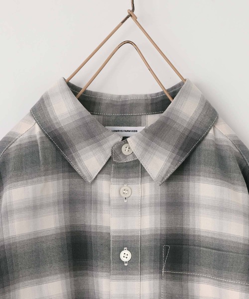 LOWRYS FARM（ローリーズファーム）の「オンブレチェックシャツ　1047048（シャツ/ブラウス・キッズ・グレー/ピンク/ブルー・110cm/150cm/120cm/140cm）」の5枚目の写真
