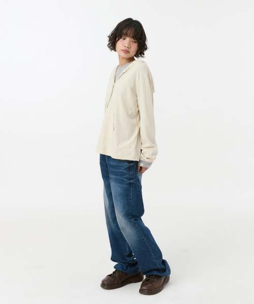 OHESHIO(オヘシオ)の「フローラルボタンフード付きロングスリーブ、アイボリー(Tシャツ/カットソー・レディース・その他・FREE)」の7枚目の写真