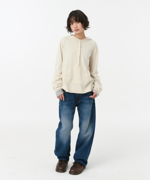 OHESHIO(オヘシオ)の「フローラルボタンフード付きロングスリーブ、アイボリー(Tシャツ/カットソー・レディース・その他・FREE)」の8枚目の写真