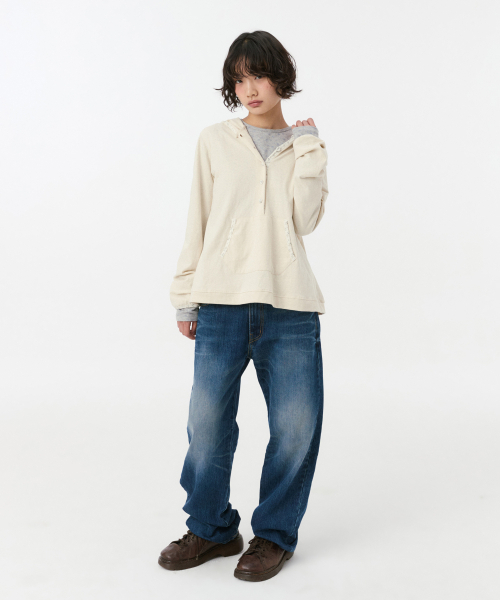 OHESHIO(オヘシオ)の「フローラルボタンフード付きロングスリーブ、アイボリー(Tシャツ/カットソー・レディース・その他・FREE)」の11枚目の写真