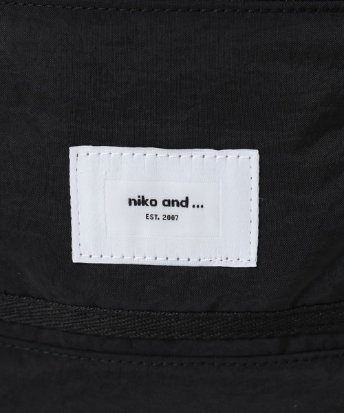 niko and...（ニコアンド）の「パイピング2WAYトートバッグ / 600mlボトル収納可能（トートバッグ・レディース・その他1/レッド/ブラック・0）」の19枚目の写真