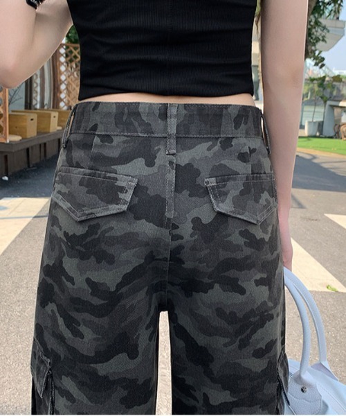 ＆soiree（アンドソワレ）の「カモ柄カーゴストレートパンツ（カーゴパンツ・レディース・ブラック・X-LARGE/LARGE/MEDIUM/SMALL/X-SMALL）」の6枚目の写真