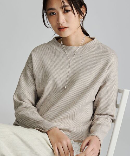 INDIVI（インディヴィ）の「【SETUP可／ウール混】ダブルジャカード アシメヘムニット（ニット/セーター・レディース・ブラック系4/ベージュ系4/ブルー系その他6・13/38/40/15 /34）」の3枚目の写真