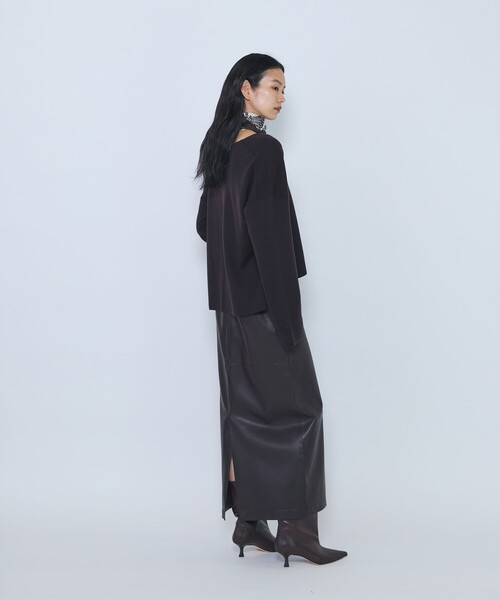 1er Arrondissement(プルミエアロンディスモン)の「ウールスムースVネックプルオーバー(ニット/セーター・レディース・ブラウン/オフホワイト/グレー/レッド・FREE)」の21枚目の写真