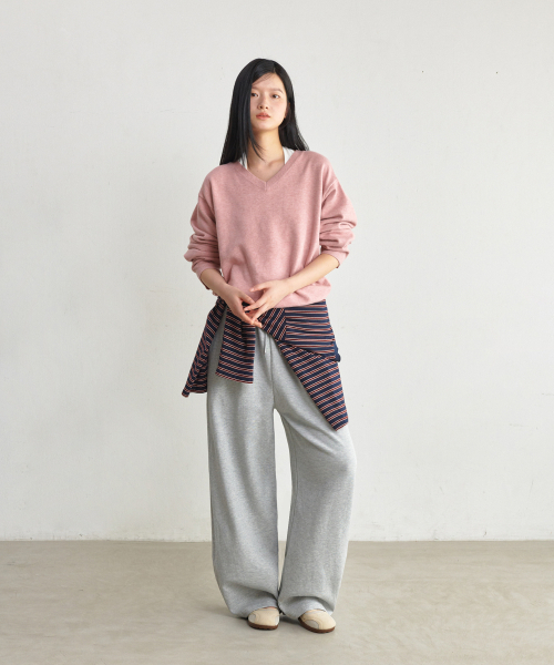 GLW（ジーエルダブリュ）の「[unisex] ソフトVネックニット ピンク（ニット/セーター・レディース・その他・LARGE/MEDIUM/SMALL/X-LARGE）」の3枚目の写真