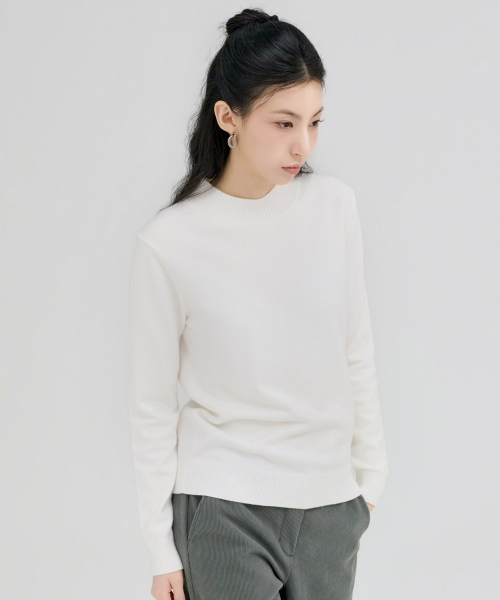 CHASECULT(チェイスカルト)の「レディース ハーフタートル セーター-FFZG5252D0A(ニット/セーター・レディース・アイボリー・85/90/95)」の5枚目の写真