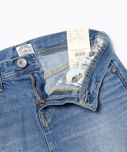 RODEO CROWNS WIDE BOWL（ロデオクラウンズワイドボウル）の「USED WASH ミニスカート（デニムスカート・レディース・ブルー・SMALL/MEDIUM/X-SMALL）」の3枚目の写真