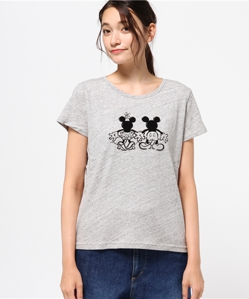 NATURAL BEAUTY BASIC（ナチュラルビューティーベーシック）の「フロッキーミッキープリントTシャツ（Tシャツ/カットソー・レディース・ホワイト系その他/グレー/ネイビー・MEDIUM）」の8枚目の写真